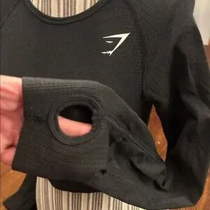 Black Long Sleeve Athletic Crop Top